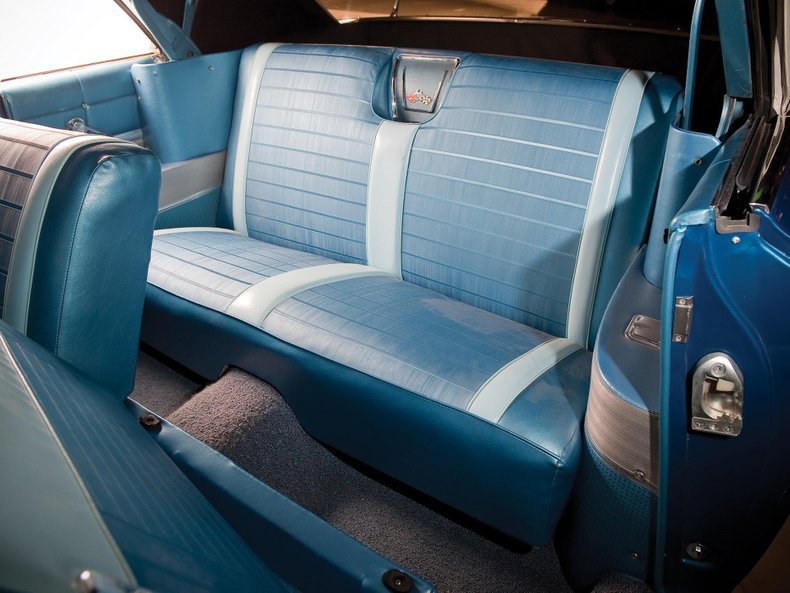 1961 Chevrolet Impala 21