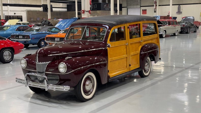 1941 Ford Super Deluxe 2