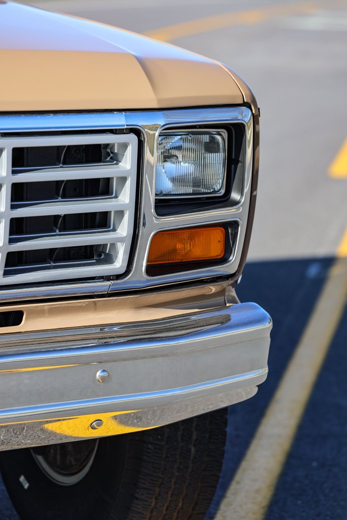 1983 Ford F250 11