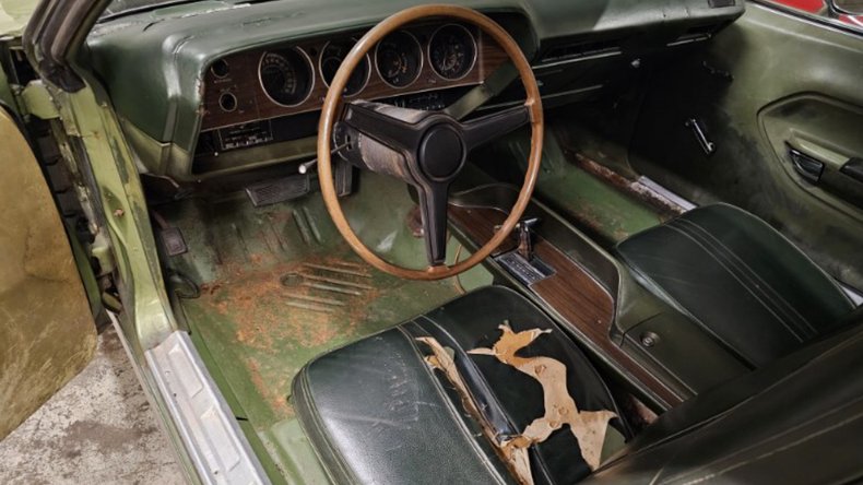 1971 Plymouth Cuda 10