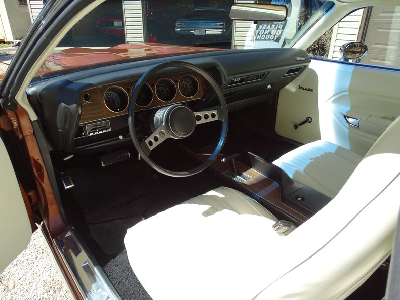 1974 Plymouth Cuda 28