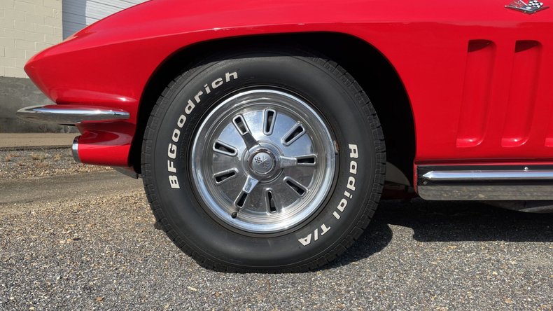 1965 Chevrolet Corvette 45