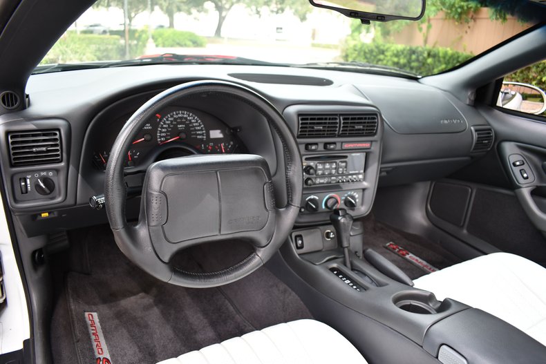 1998 Chevrolet Camaro 9