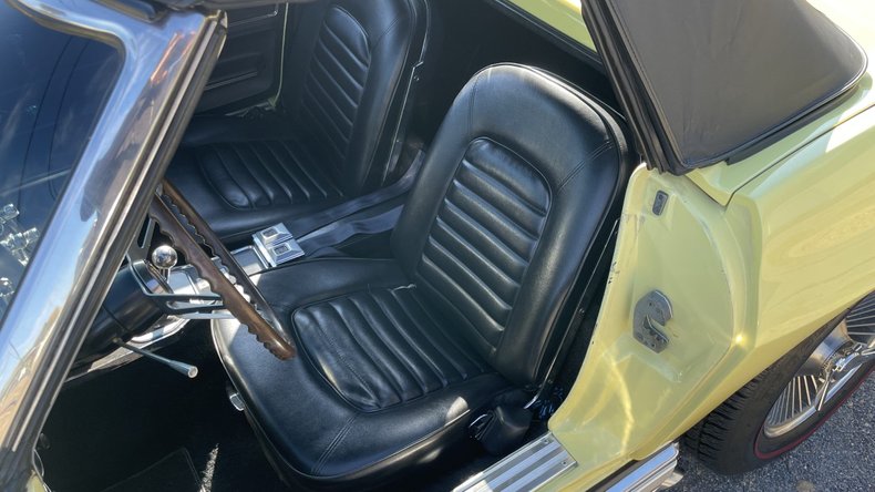 1966 Chevrolet Corvette 28