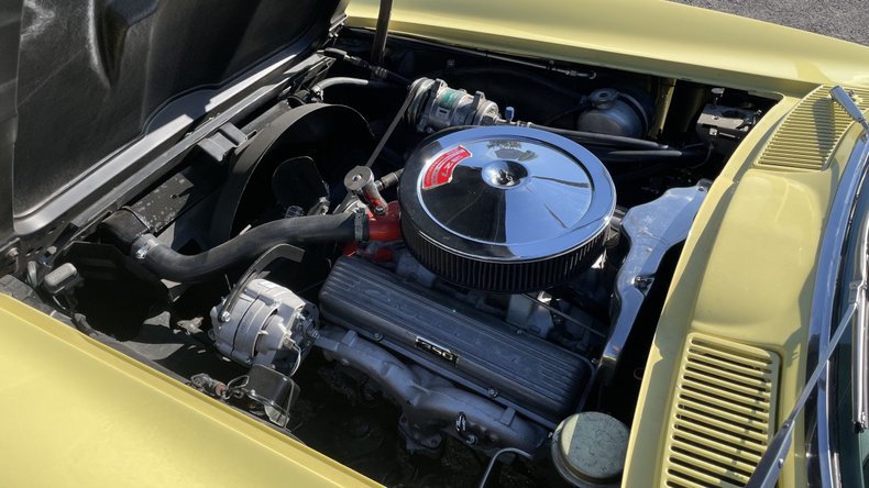 1966 Chevrolet Corvette 33