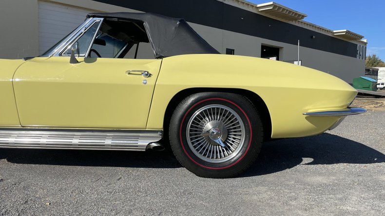 1966 Chevrolet Corvette 46