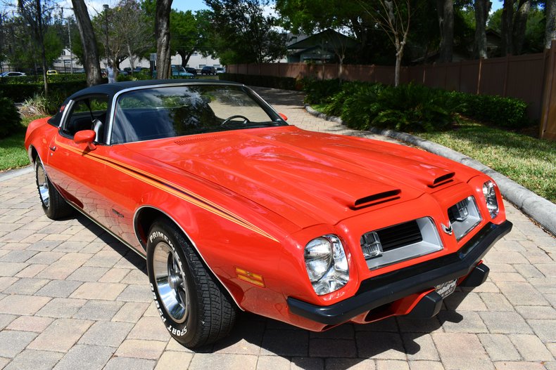 1975 Pontiac Firebird 1