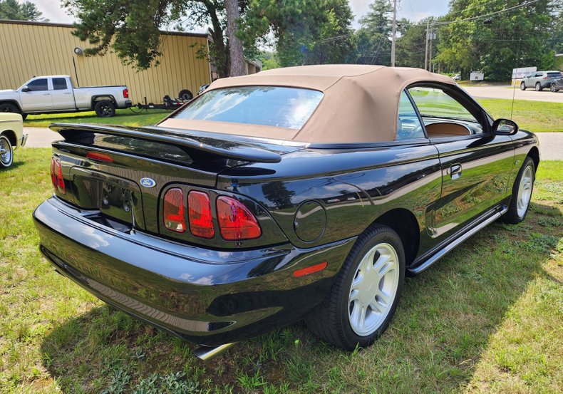 1996 Ford Mustang 5