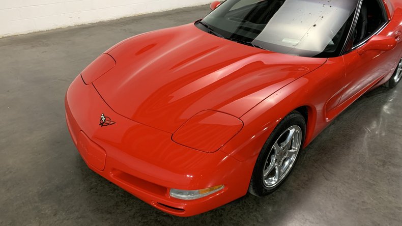2001 Chevrolet Corvette 11