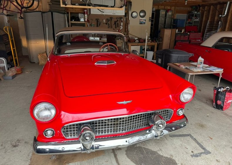 1956 Ford Thunderbird 