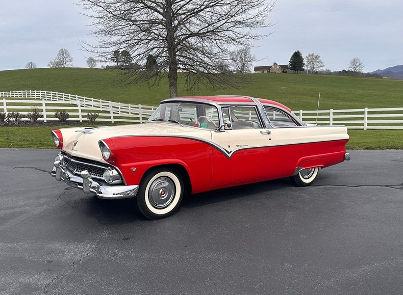 1955 Ford Crown Victoria 