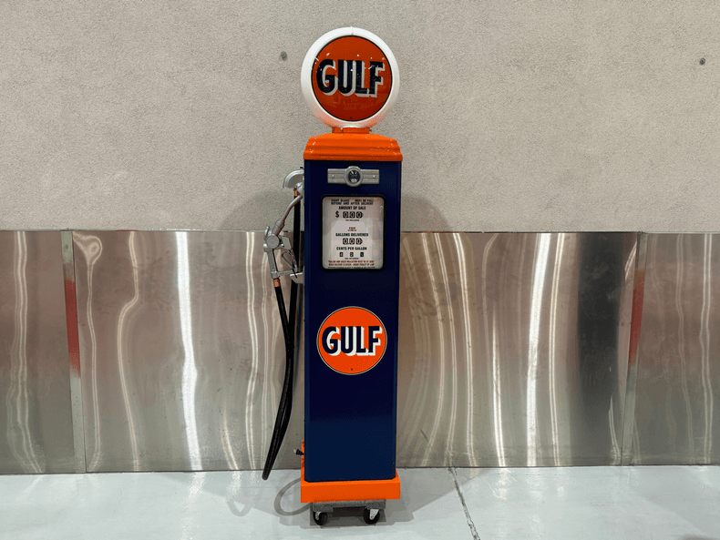 Gulf Gas Pump | GAA Classic Cars