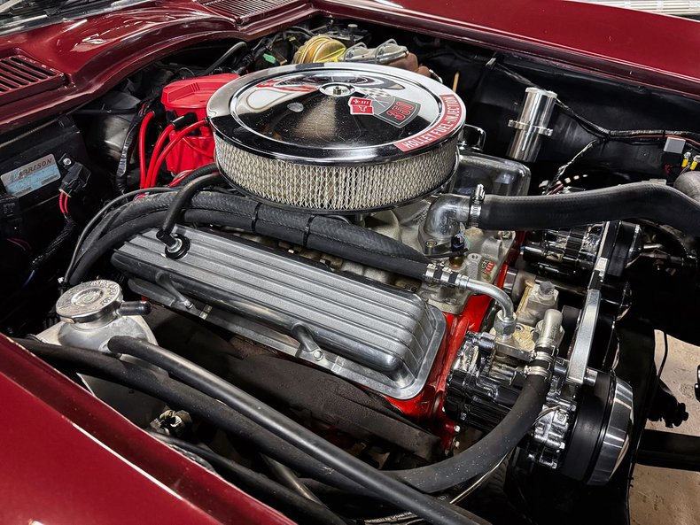 1965 Chevrolet Corvette 10