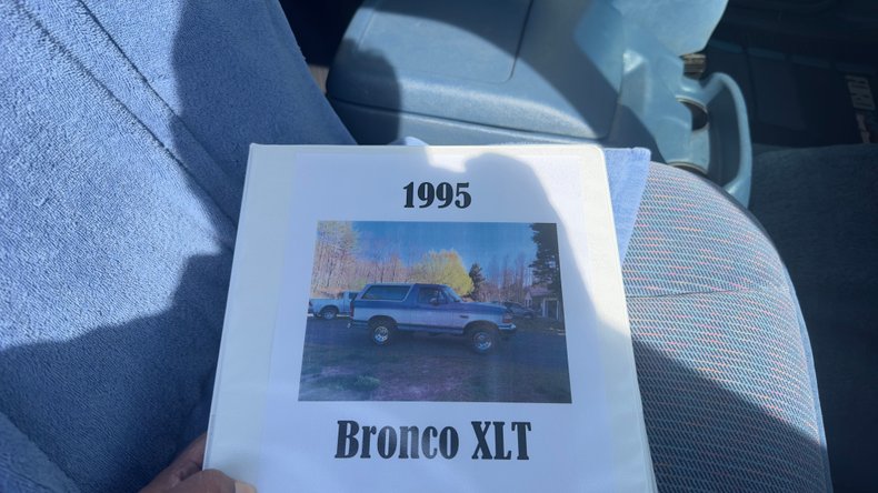 1995 Ford Bronco 10