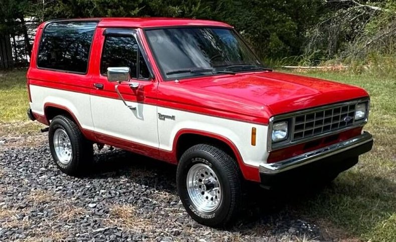 1987 Ford Bronco 1