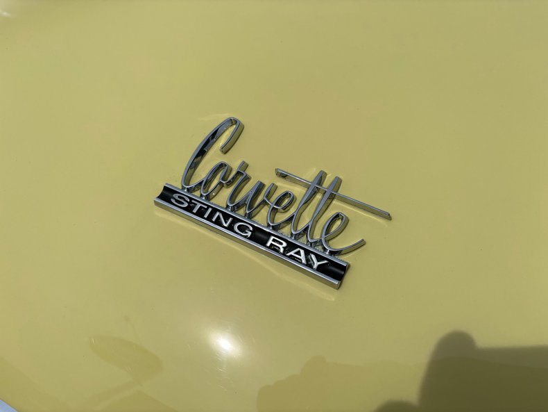 1967 Chevrolet Corvette 11