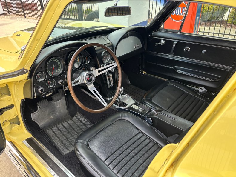 1967 Chevrolet Corvette 15