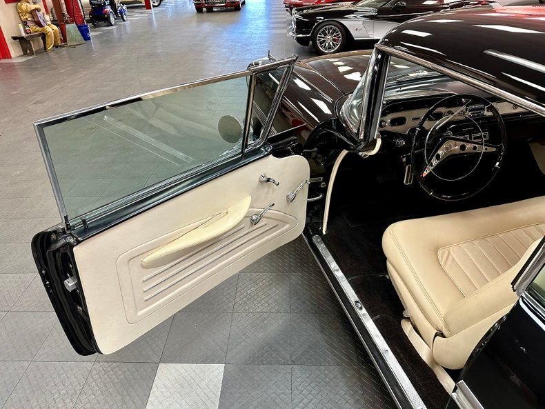 1958 Chevrolet Impala 24