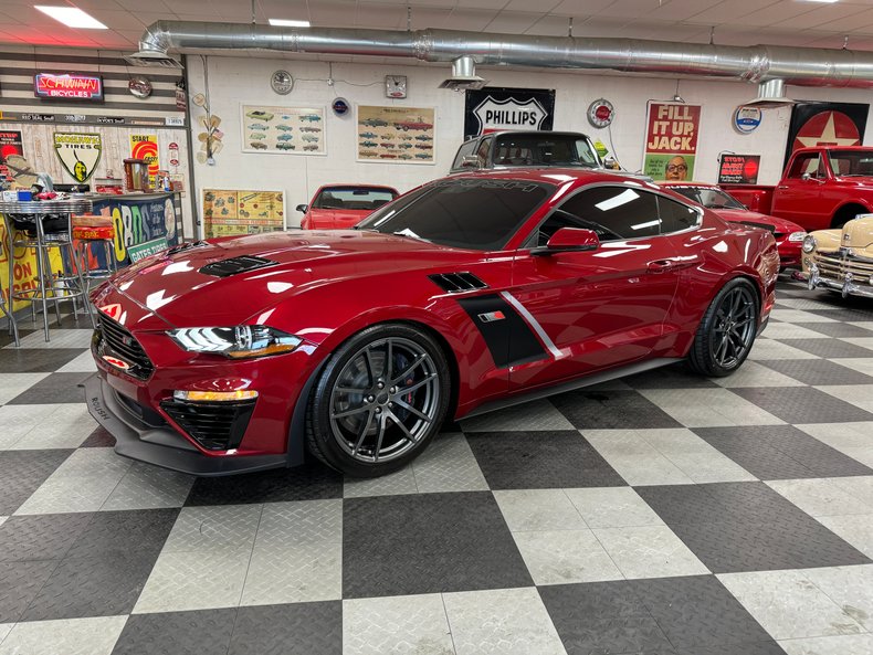2020 Ford Mustang 2