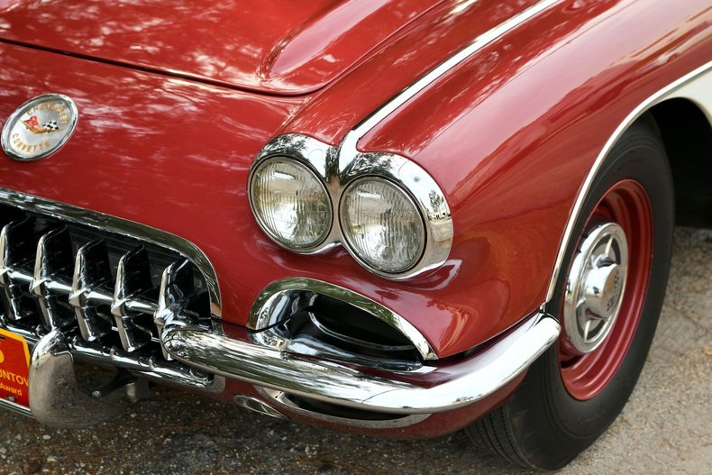 1960 Chevrolet Corvette 17