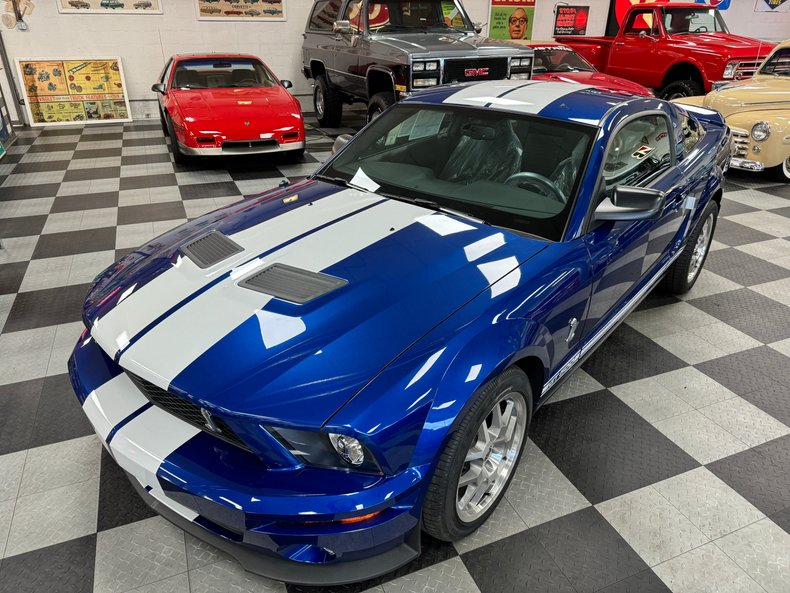 2008 Ford Mustang 11