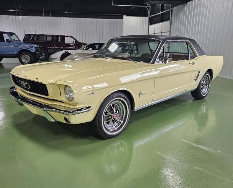 1966 Ford Mustang 2