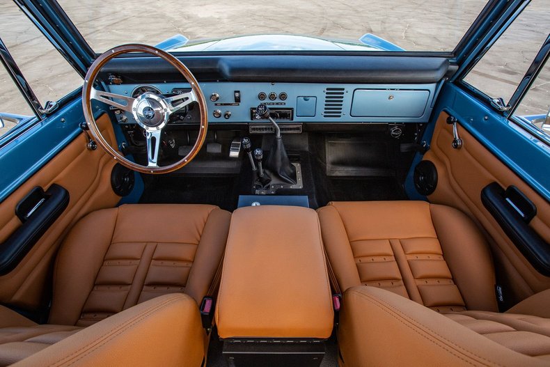 1977 Ford Bronco 24