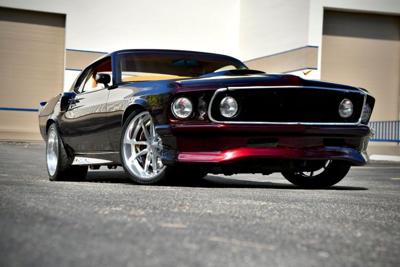 1969 Ford Mustang 2
