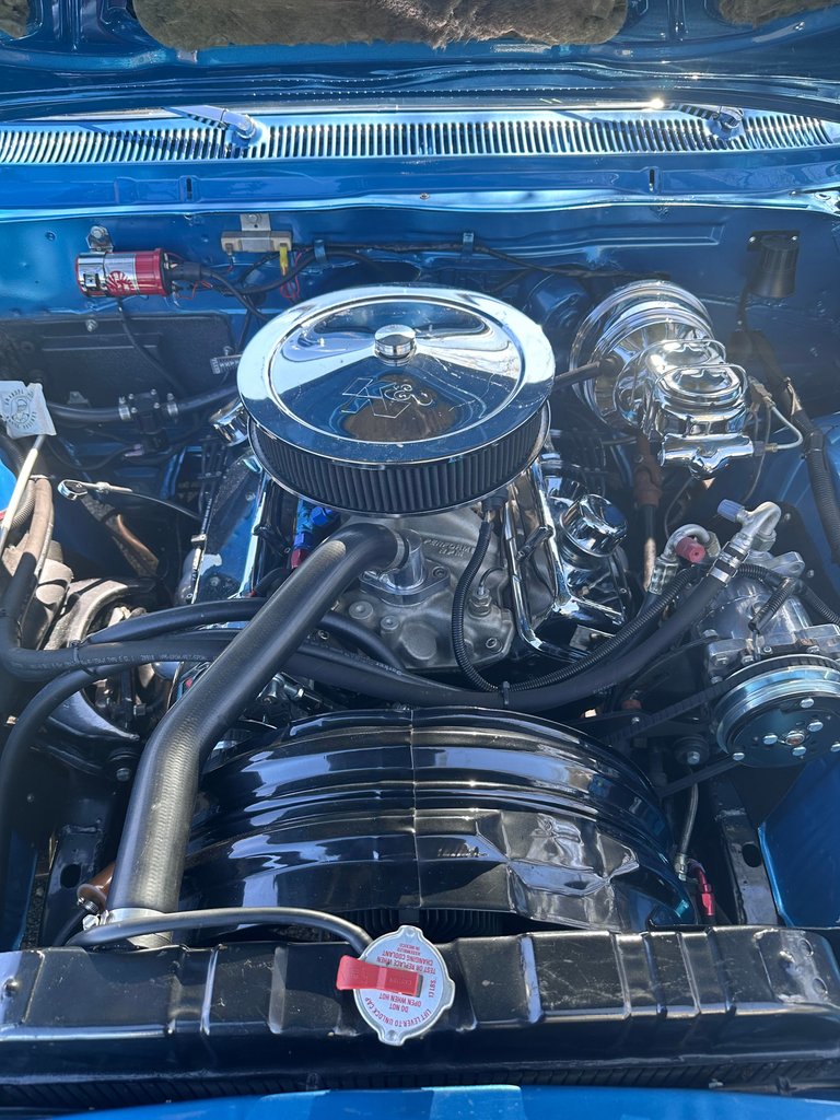 1962 Chevrolet Impala SS 13