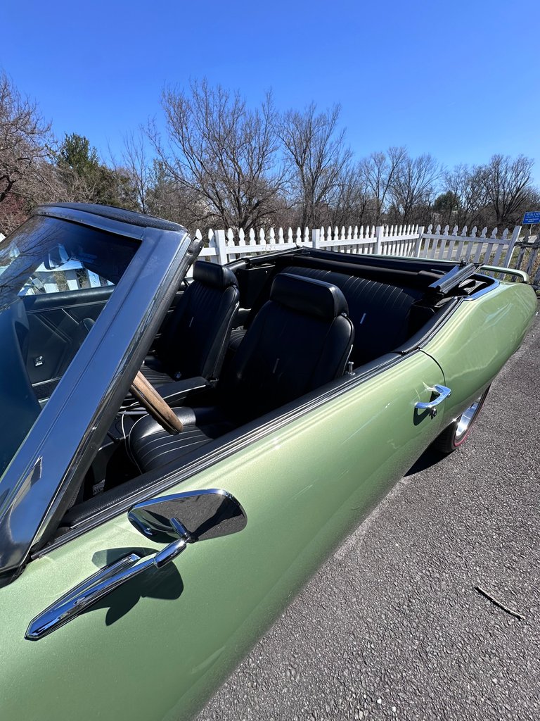 1969 Pontiac GTO 11