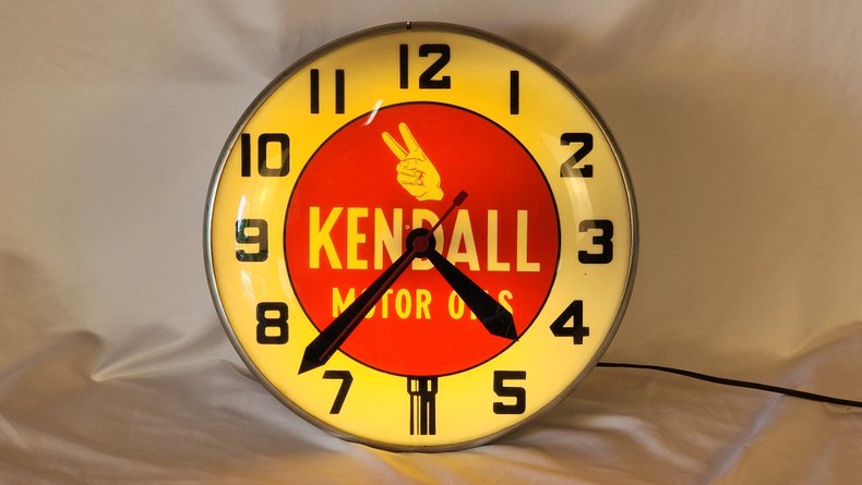 Original Kendall Dealer Lighted Dealer Clock | GAA Classic Cars