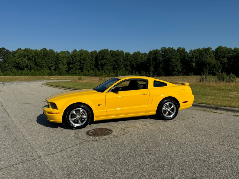 2006 Ford Mustang 