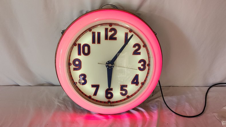 Original Cleveland Neon Clock | GAA Classic Cars