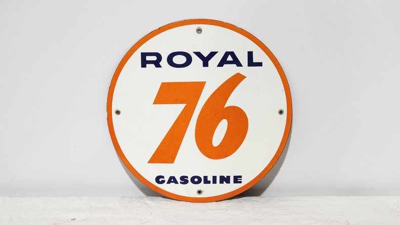 Original Royal 76 Porcelain Pump Plate | GAA Classic Cars