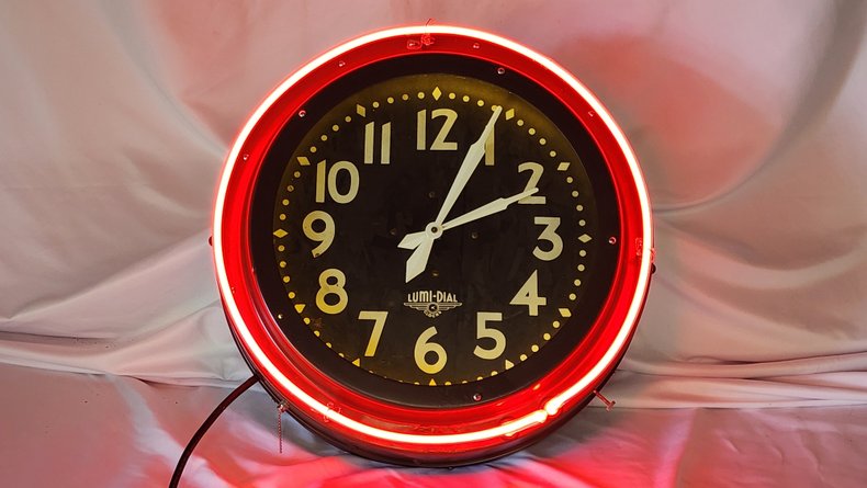 Original Lumi-Dial Neon Clock | GAA Classic Cars