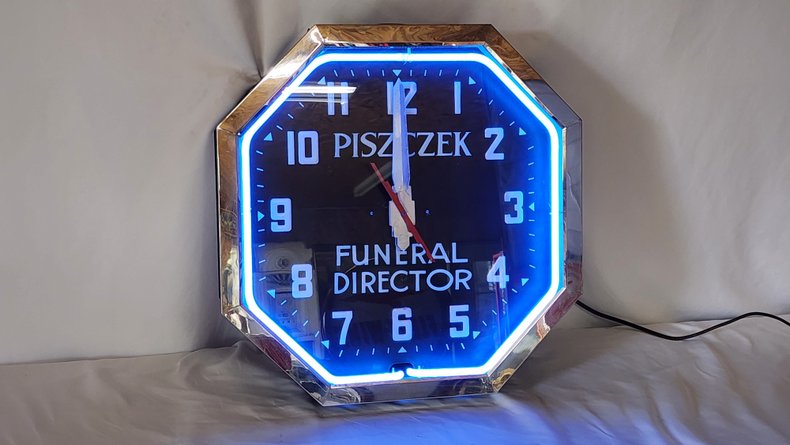 Original Neon Clock | GAA Classic Cars