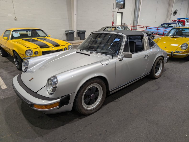 1975 Porsche 911 S 