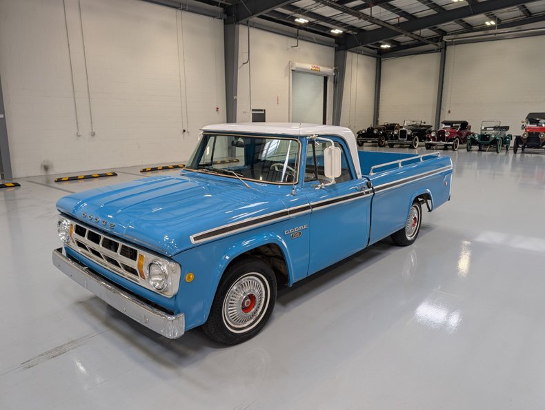 1968 dodge d100 sweptline
