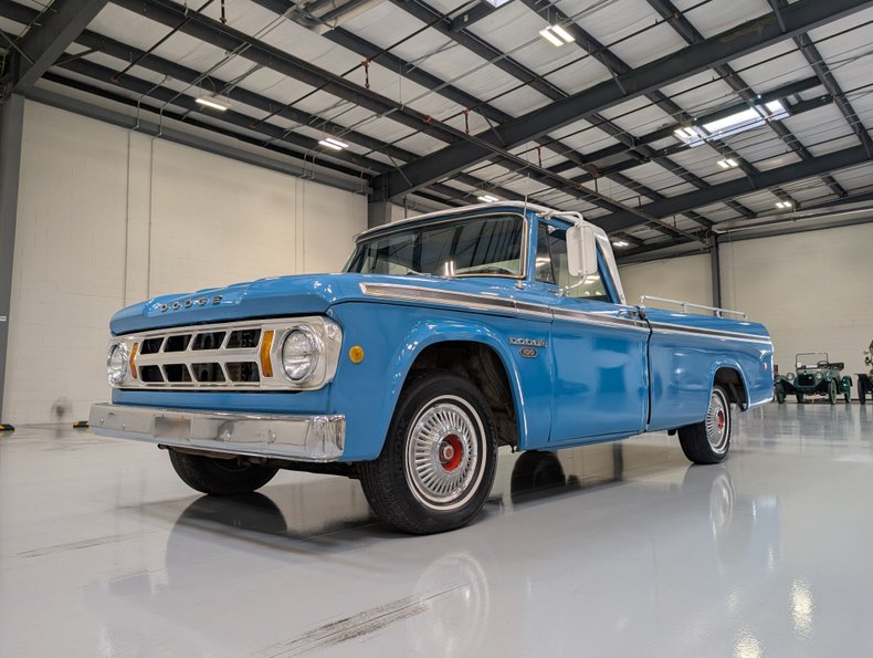 1968 dodge d100 sweptline