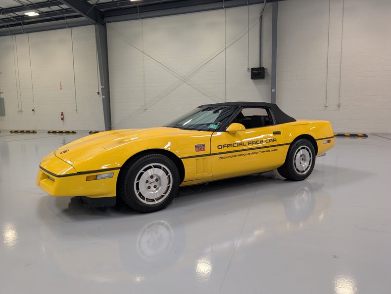 1986 chevrolet corvette pace car