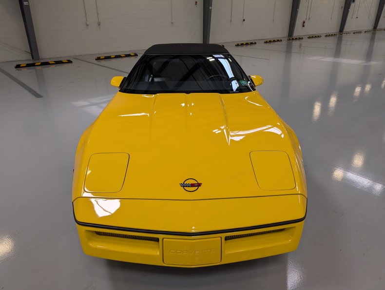 1986 chevrolet corvette pace car