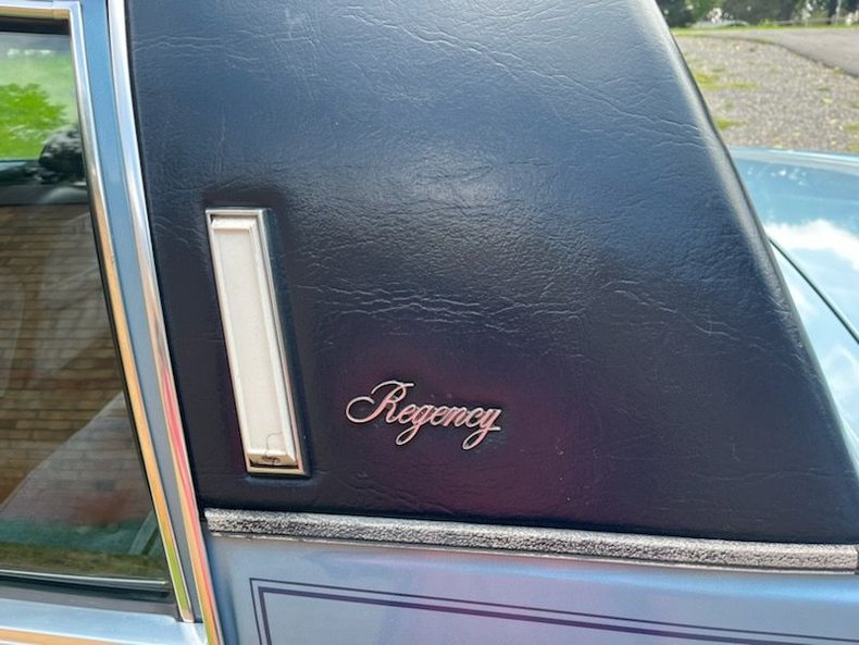 1982 oldsmobile 98 regency