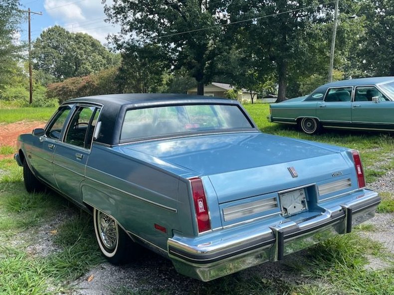 1982 oldsmobile 98 regency