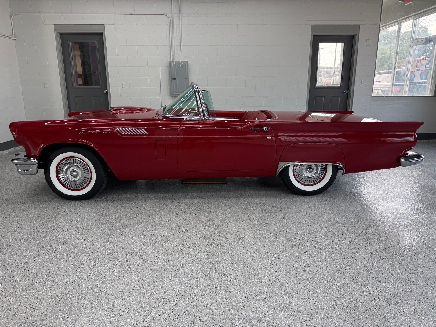 1957 ford thunderbird e code