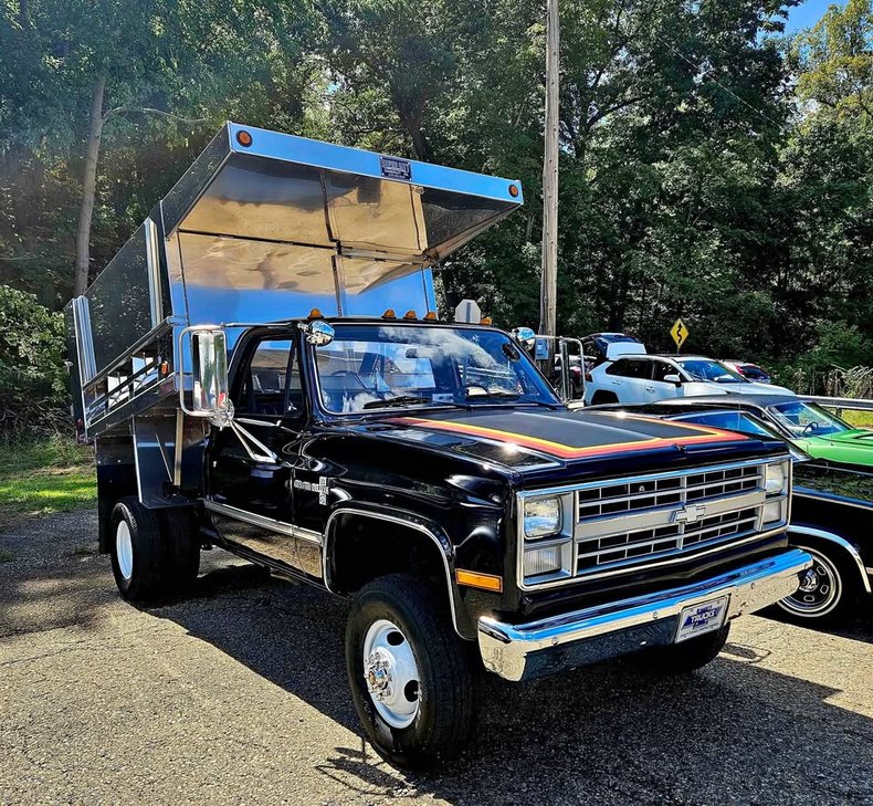 1984 chevrolet k30