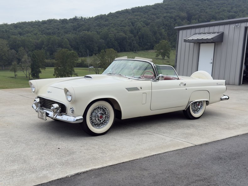 1956 Ford Thunderbird 