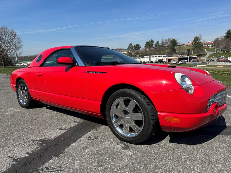 2002 Ford Thunderbird 