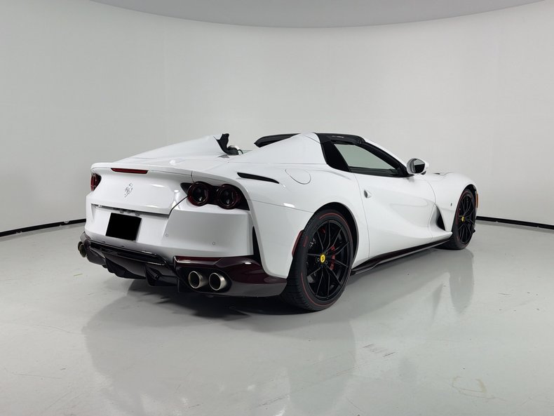 2021 ferrari 812 gts