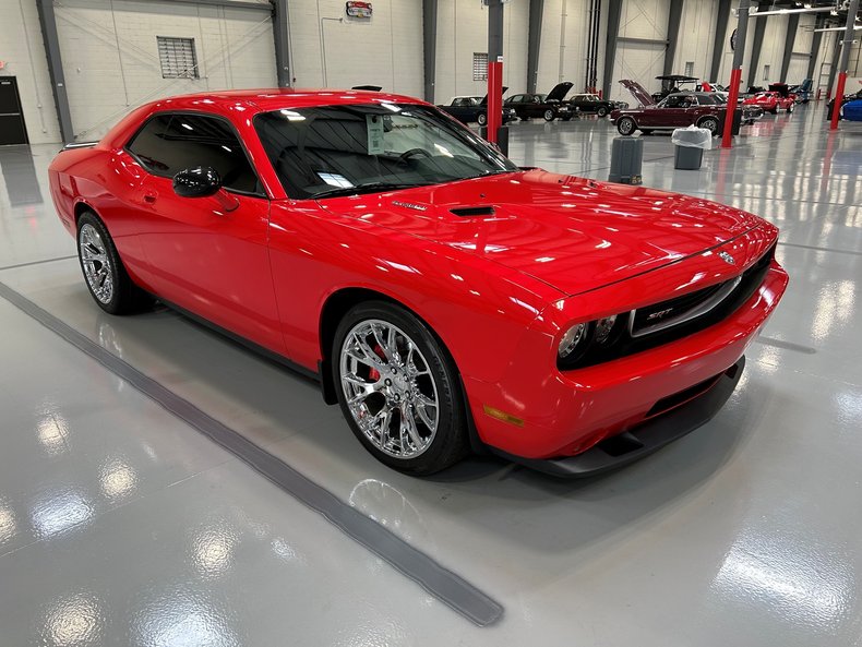 2009 Dodge Challenger SRT8