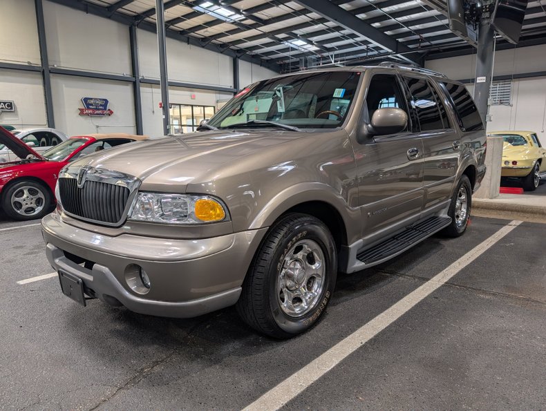 2002 Lincoln Navigator 
